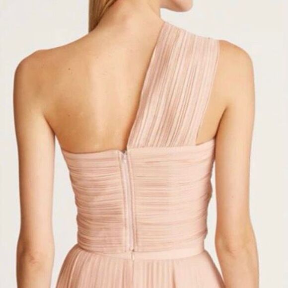Halston Naomi Pink Pleated Twist One Shoulder Silky Evening Top NWT Size 12 - Picture 2 of 8